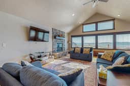 Heider Cabin - Lake & Mountain Views, Sleeps 21 - Image 5