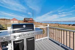 The Lakehouse - Lake Views, Sleeps 31, Dogs OK - Image 2