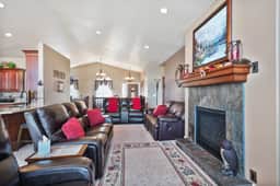 The Lakehouse - Lake Views, Sleeps 31, Dogs OK - Image 3