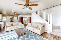 Buttercup Beauty - Fire Pit & Views, Sleeps 21 - Image 3