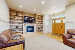 Bear Shore Retreat - Lake Views, Pool & Game Room - Image 4