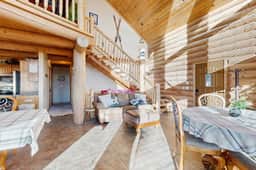 Elk Ridge Lodge - Log Cabin with Lake Views - Image 2