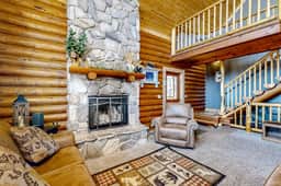 Cabin Overlooking The Harbor - Image 3