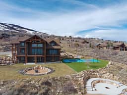 Raspberry Ridge Lodge - Image 3