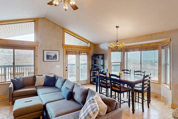 Hilltop Hideaway - Lake Views, Hot Tub, Game Room - Image 2