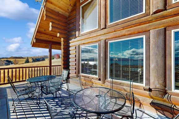 Elk Ridge Lodge - Log Cabin with Lake Views - Image 3