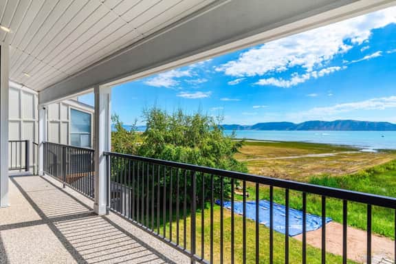 Lakefront Retreat - Hot Tub, Game Room & Fire Pit - Image 2