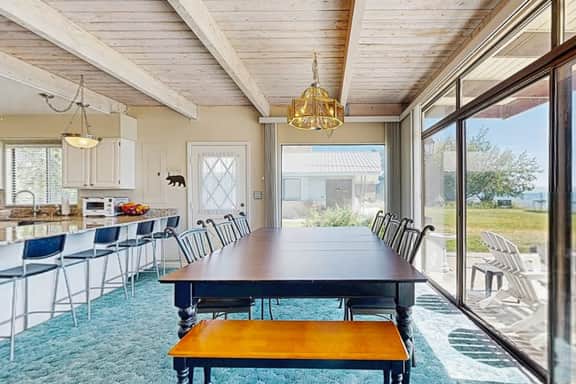 Lollipop Lakehouse - Lakefront & Game Room - Image 5