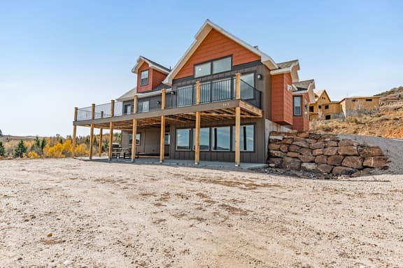 Heider Cabin - Lake & Mountain Views, Sleeps 21 - Image 1
