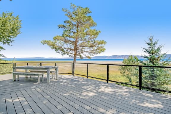 Blue Water - Lakefront, Private Beach, Dogs OK - Image 1