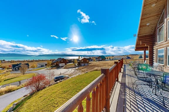 Elk Ridge Lodge - Log Cabin with Lake Views - Image 1